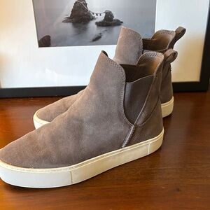 UGG grey high top sneakers women’s size 9